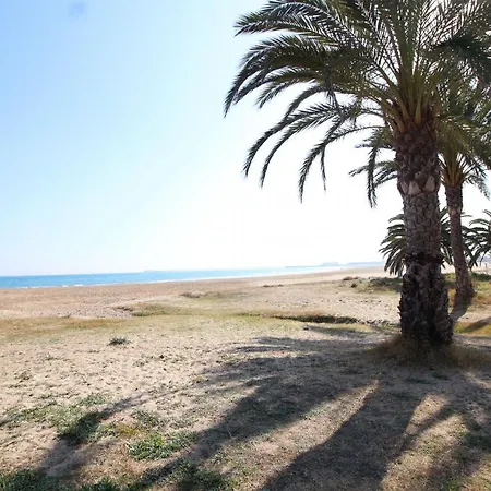 Global Properties, Apartamento En Primera Linea De Playa, *